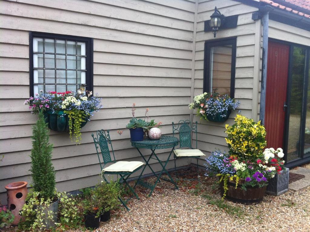 Bonningtons Stansted Self Catering Hotell Stansted Mountfitchet Rum bild