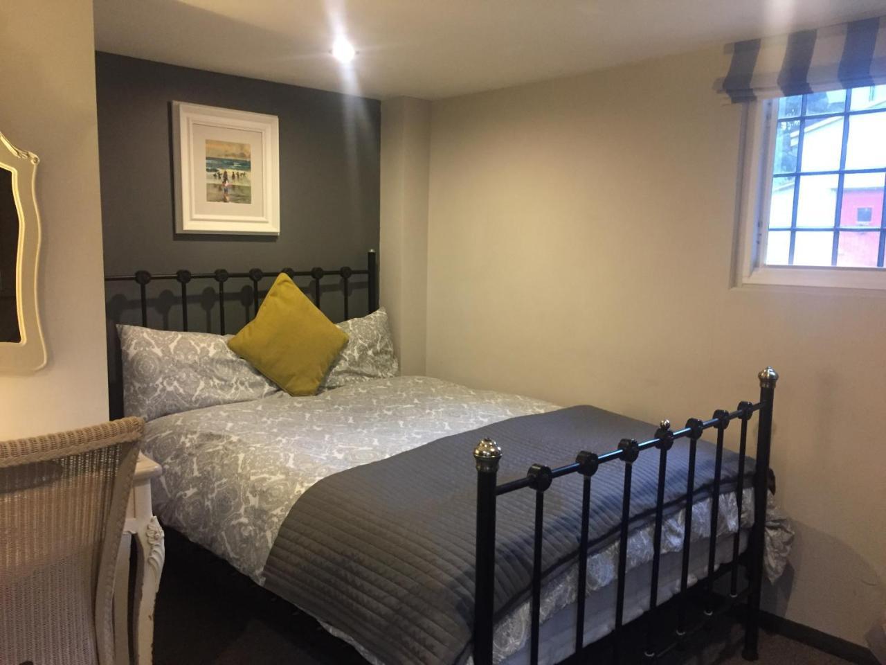 Bonningtons Stansted Self Catering Hotell Stansted Mountfitchet Exteriör bild