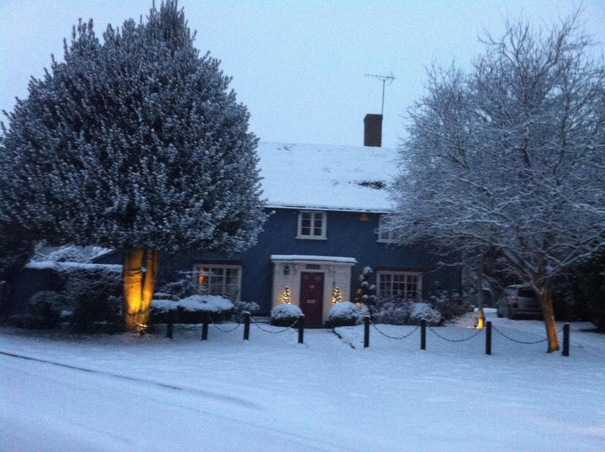 Bonningtons Stansted Self Catering Hotell Stansted Mountfitchet Rum bild